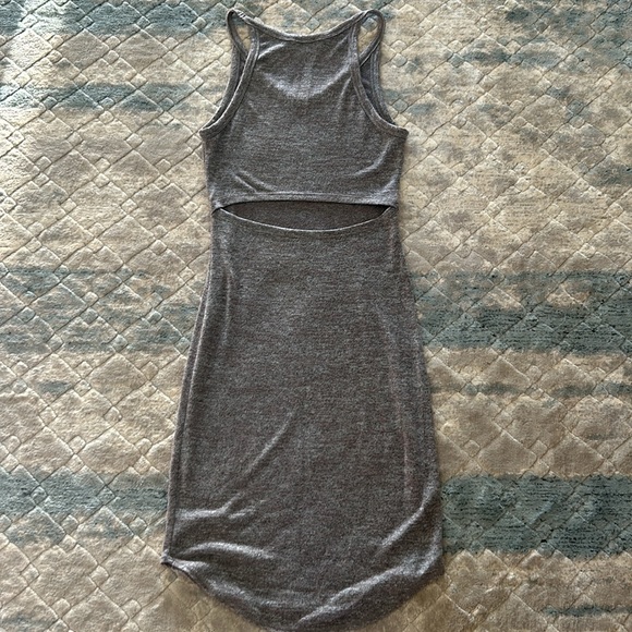 Aritzia Wilfred Free Cut Out Open Back Dress - Picture 2 of 4